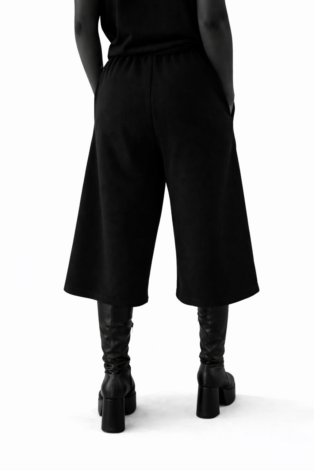 DARKFRASER Three-quarter Sweatpants